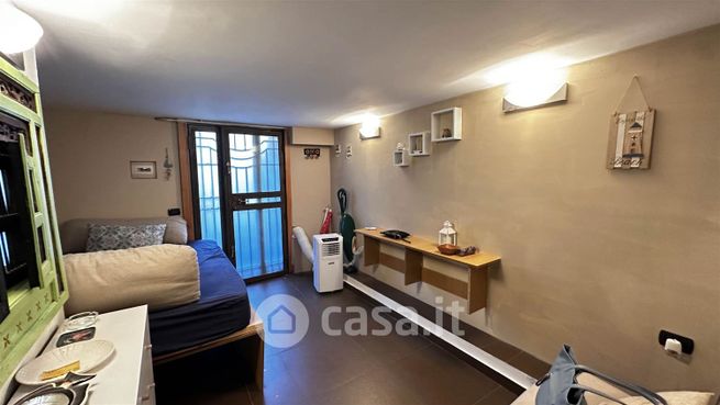 Appartamento in residenziale in Via Atratina