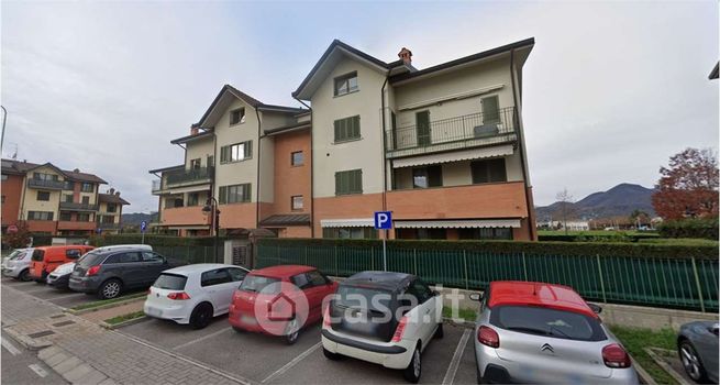 Appartamento in residenziale in Via E. Agazzi 12