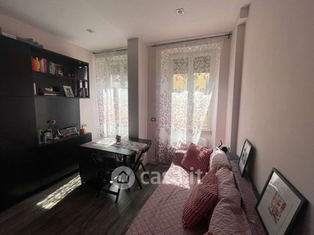 Appartamento in residenziale in Via Bernardino Telesio