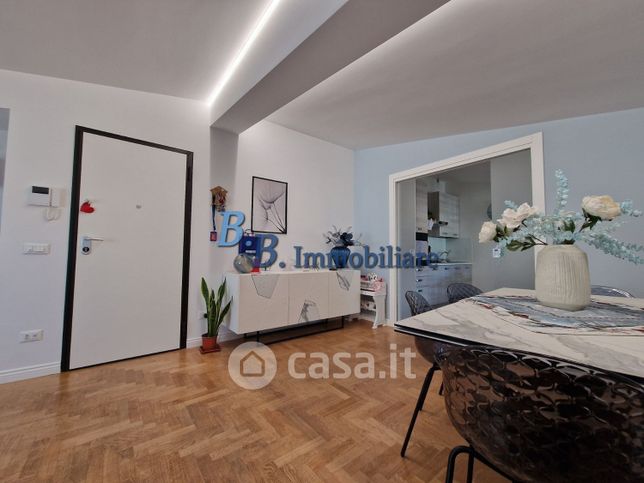 Appartamento in residenziale in Via Turi Serafino