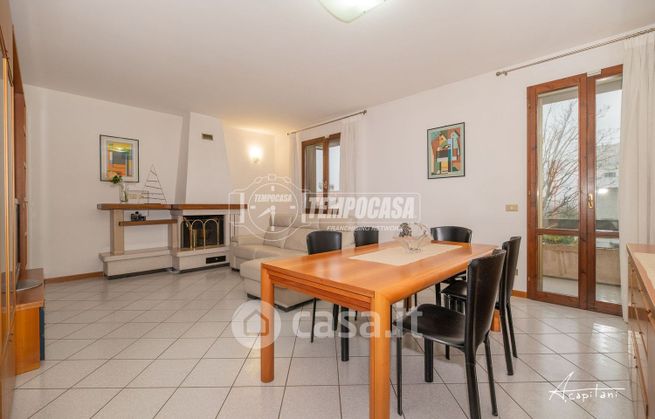 Casa indipendente in residenziale in Via Sana 336