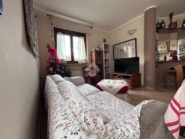 Appartamento in residenziale in Via Cisa Traversa I