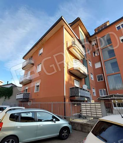 Appartamento in residenziale in Via G. Parini 16