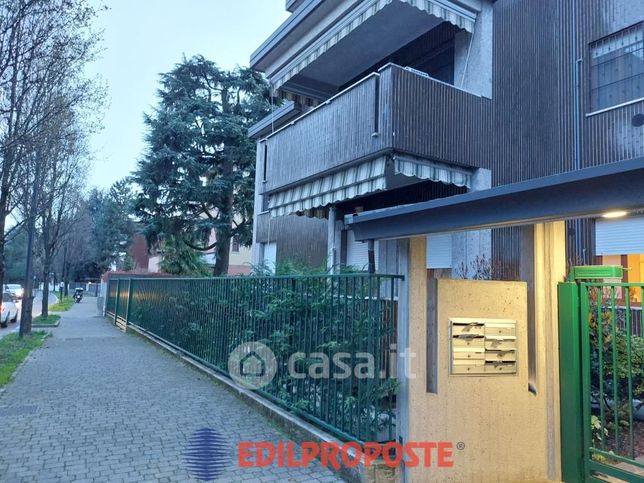 Appartamento in residenziale in Via Madonnina 80