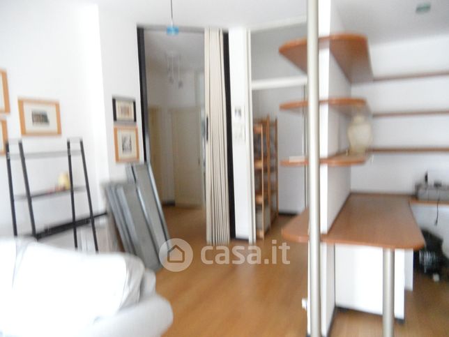 Appartamento in residenziale in Via Giuseppe Dezza 49