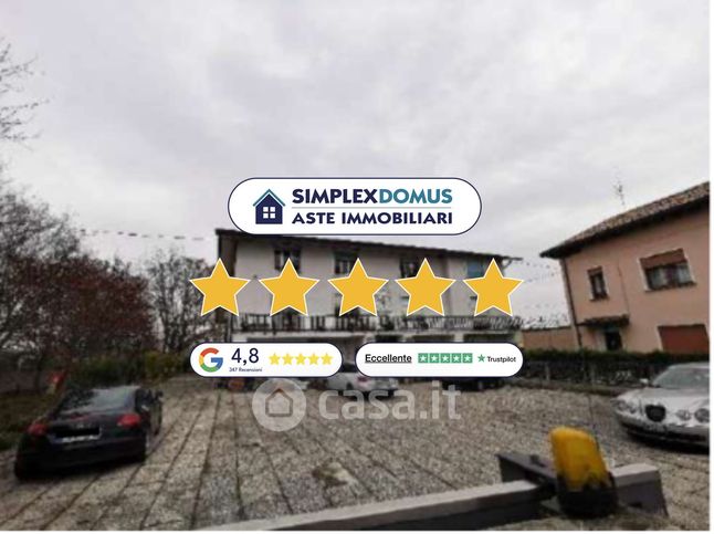 Villa in residenziale in Via Col San Martino