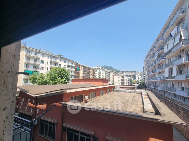 Appartamento in residenziale in Via Andrea Guglielmini 5