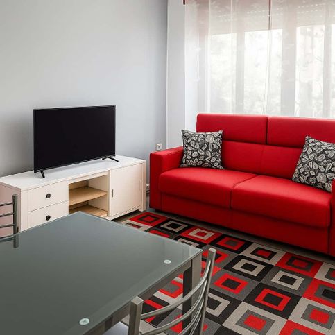 Appartamento in residenziale in Via Monte Cervino 2