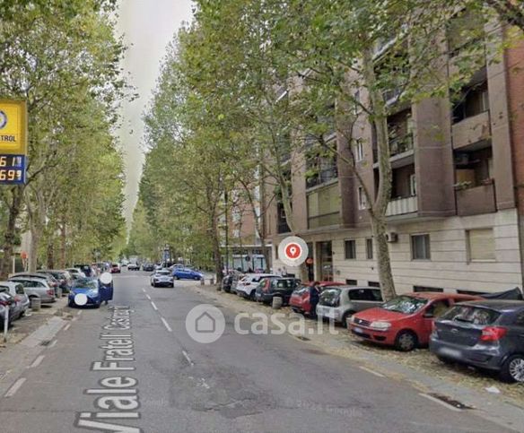 Ufficio in commerciale in 