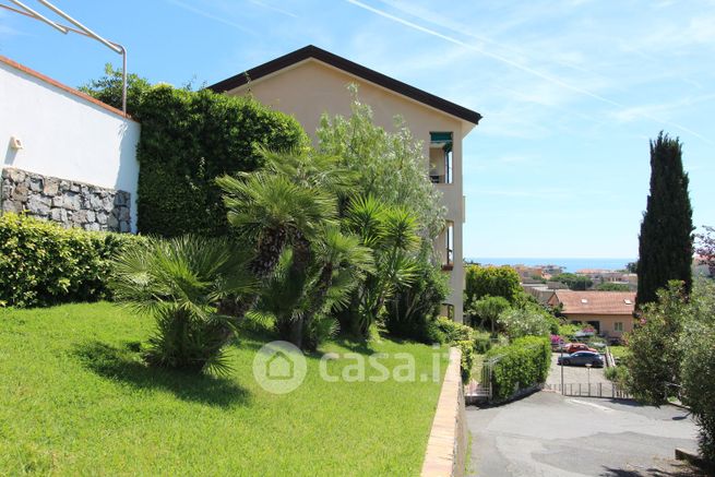 Appartamento in residenziale in Via San Francesco D'Assisi 4