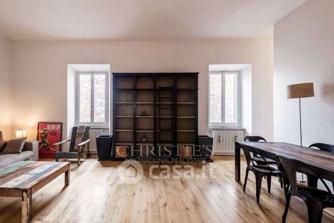 Attico/mansarda in residenziale in Via del Castro Pretorio