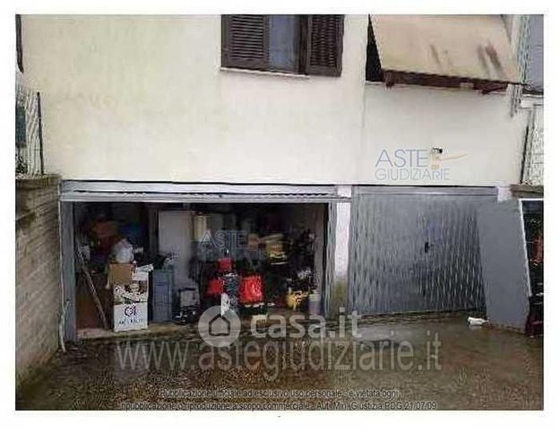 Appartamento in residenziale in Via Monti Lepini 7