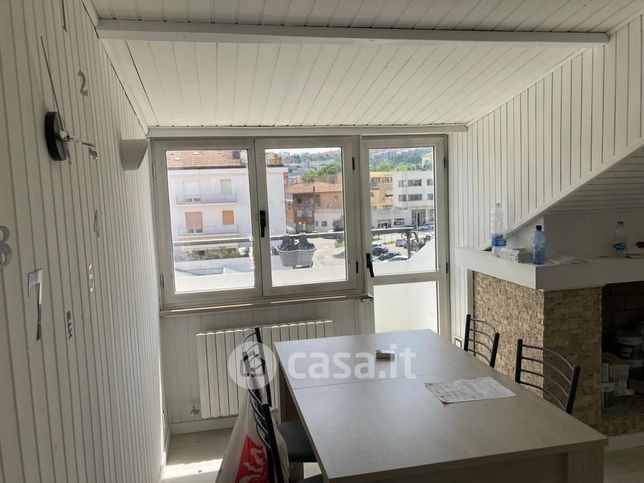 Appartamento in residenziale in Via A. Pezzotti