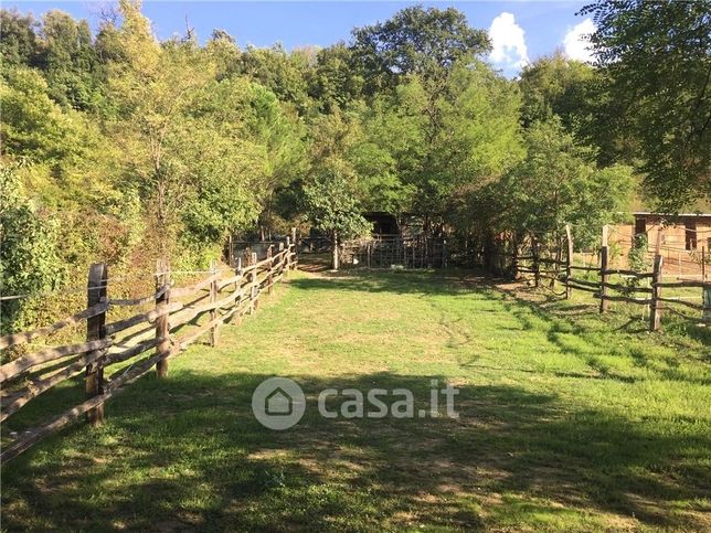 Terreno agricolo in commerciale in Via Turbone