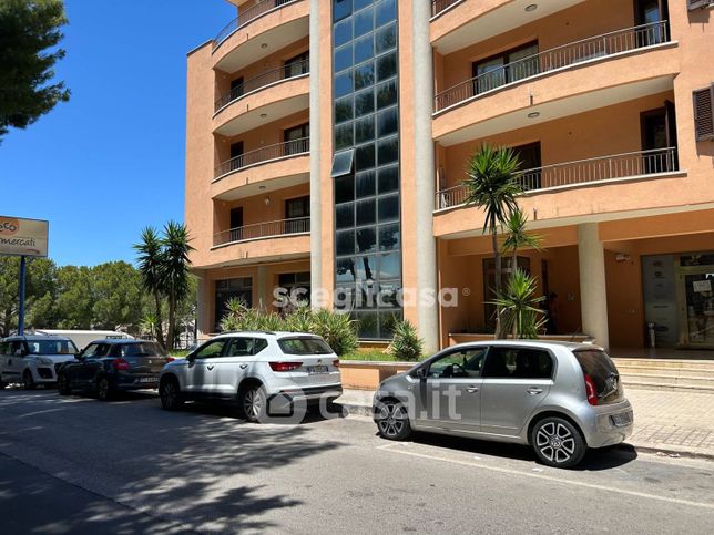 Appartamento in residenziale in Via Elisabetta Castronovo 1