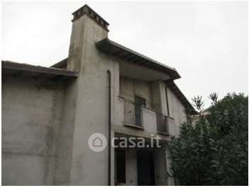 Villa in residenziale in Via Celso Ranieri
