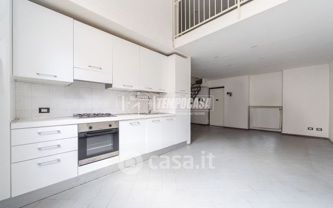 Appartamento in residenziale in Via Francesco Reina 9