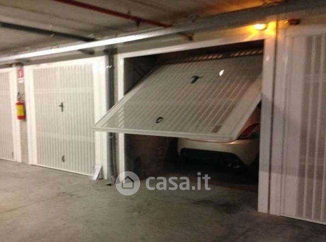 Garage/posto auto in residenziale in 