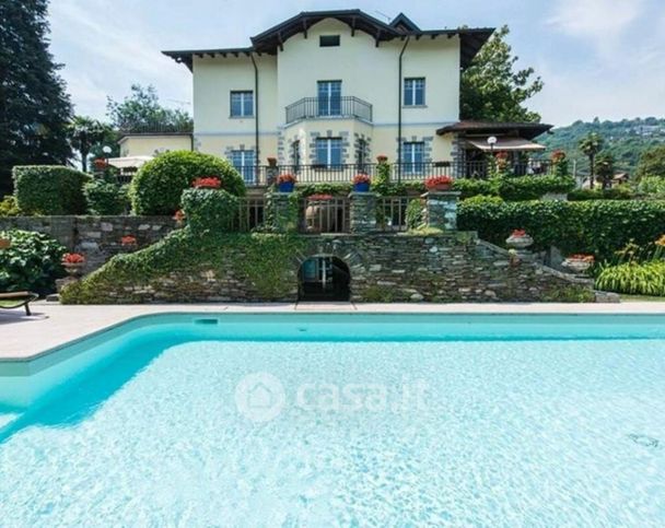 Villa in residenziale in 
