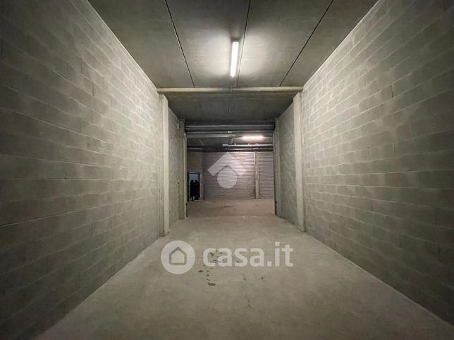 Box/posto auto in residenziale in Via Candido Canonico Balma 39