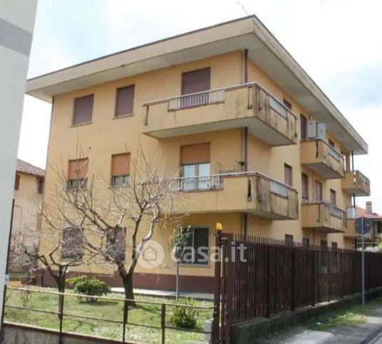 Appartamento in residenziale in Via Sempione 29