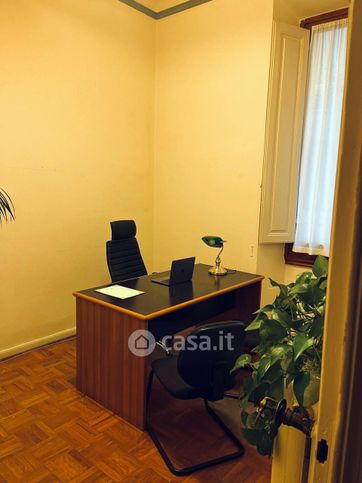 Ufficio in commerciale in Piazza della LibertÃ 