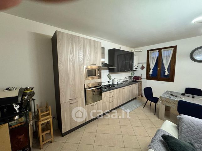 Appartamento in residenziale in Via Martinella 10