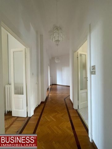 Appartamento in residenziale in Piazzale Aquileia 12