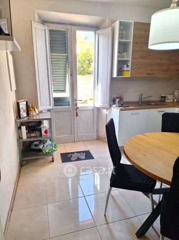 Villetta a schiera in residenziale in Via IV Novembre