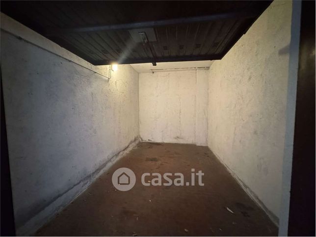 Garage/posto auto in residenziale in 