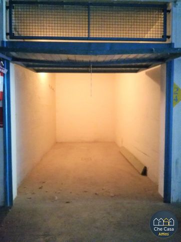 Garage/posto auto in residenziale in Viale Osservanza