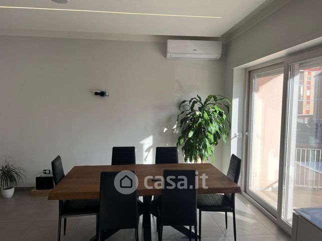 Appartamento in residenziale in Via Lungolinea Pio VI