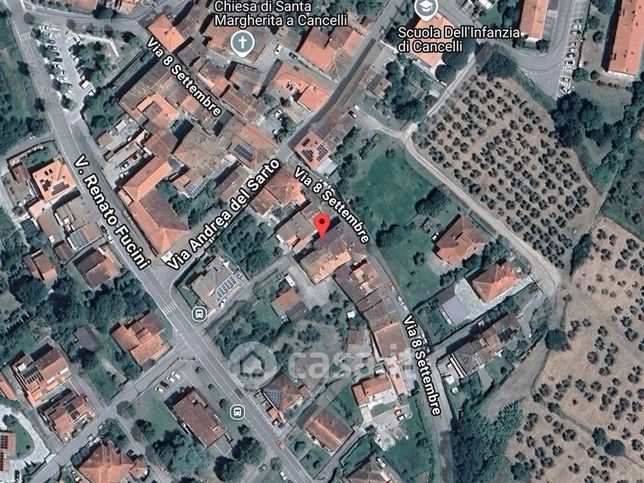 Capannone in commerciale in Via 8 Settembre 20