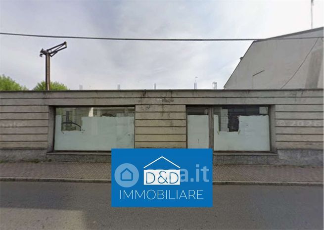 Capannone in commerciale in Corso Ivrea 7