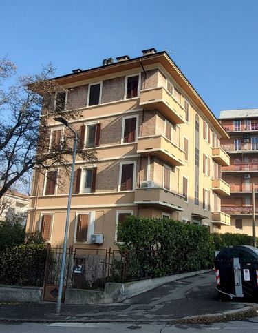 Appartamento in residenziale in Via Serafino Serafini 2