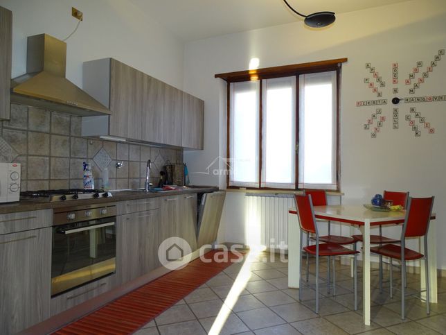 Appartamento in residenziale in Via Vernone 40