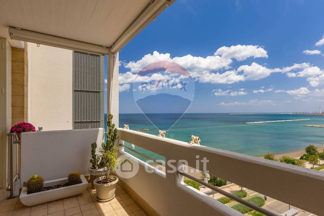 Appartamento in residenziale in Via Armando Scaturchio 3