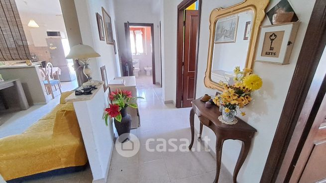 Appartamento in residenziale in Via Grazia Deledda 167