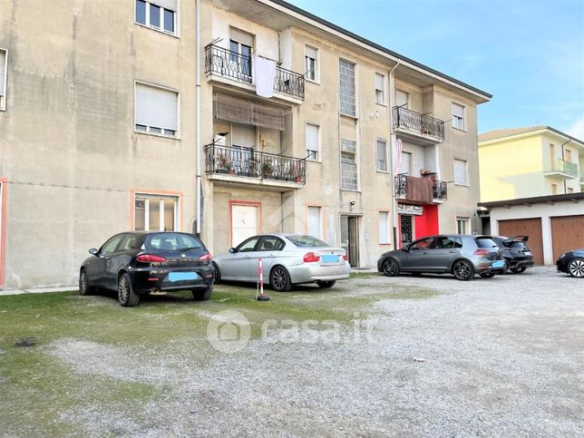 Appartamento in residenziale in Via Martiri della Libertà 5