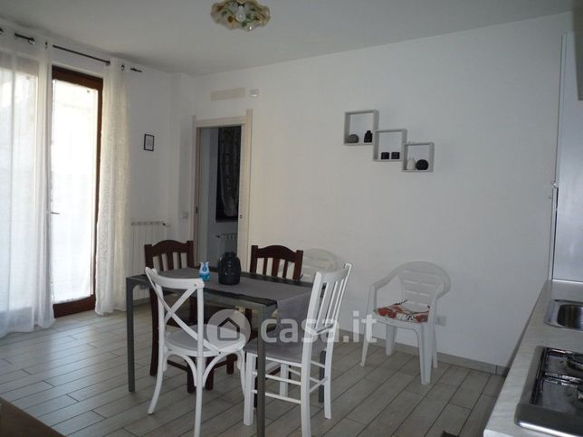 Appartamento in residenziale in Via Vignola 6