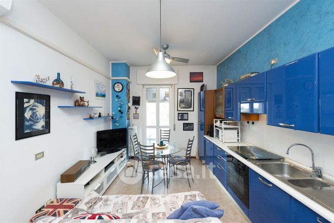 Appartamento in residenziale in Via Adamello 2