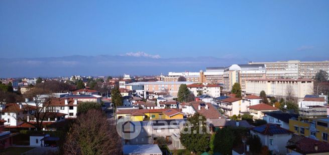 Appartamento in residenziale in Via Roggiuzzole