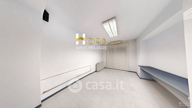 Ufficio in commerciale in Piazza della Stazione