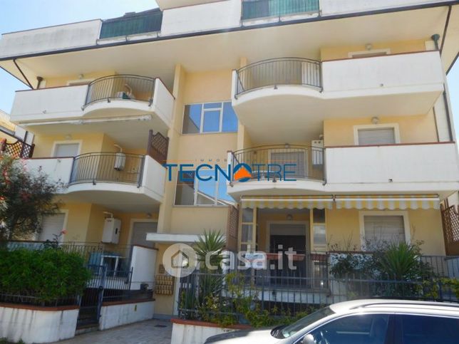 Attico/mansarda in residenziale in Via delle Dune 4