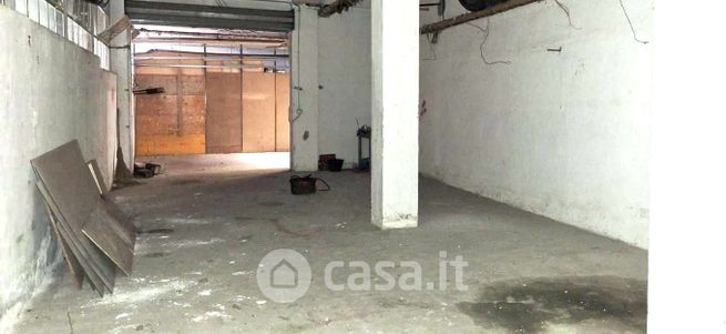 Box/posto auto in residenziale in Via Sabotino