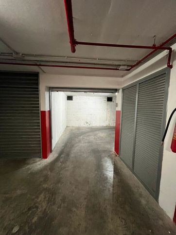 Garage/posto auto in residenziale in Corso Europa