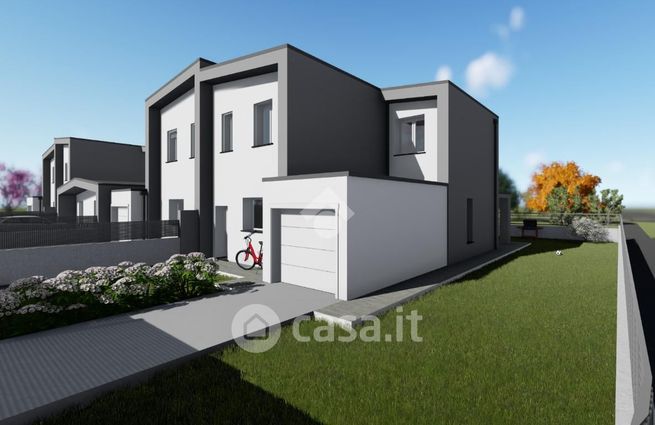Villetta a schiera in residenziale in Via Luciano Lama 13