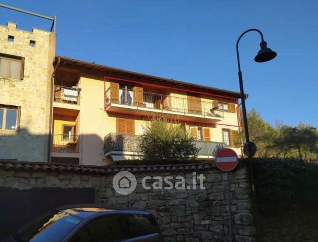 Appartamento in residenziale in Via Castello 10