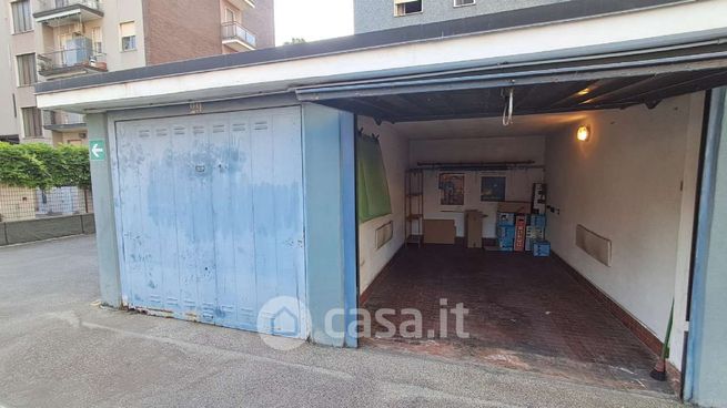 Box/posto auto in residenziale in Via Cuore Immacolato di Maria
