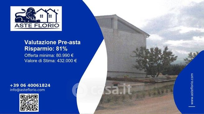 Capannone in commerciale in Contrada Cerqueto